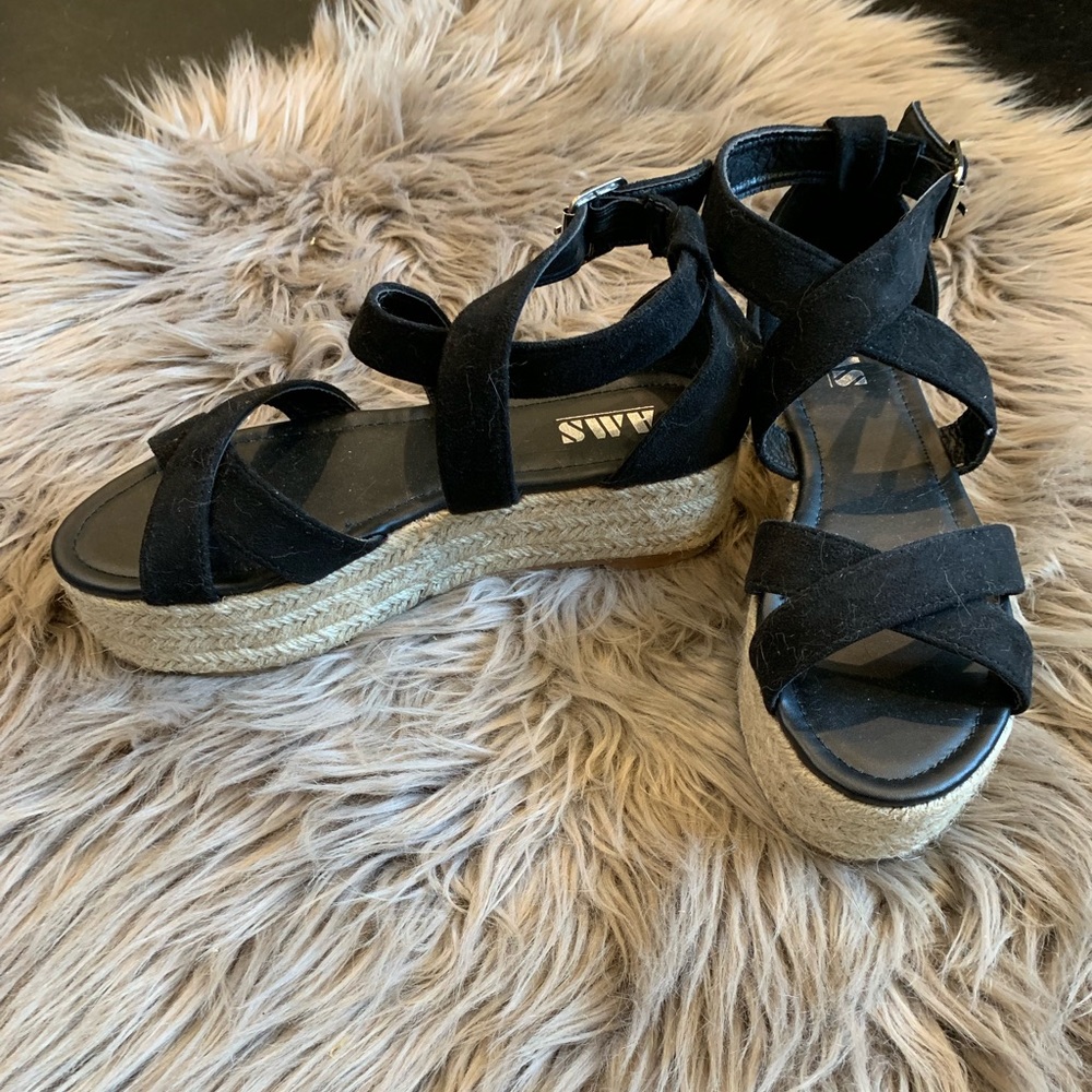 7.5 Sandals